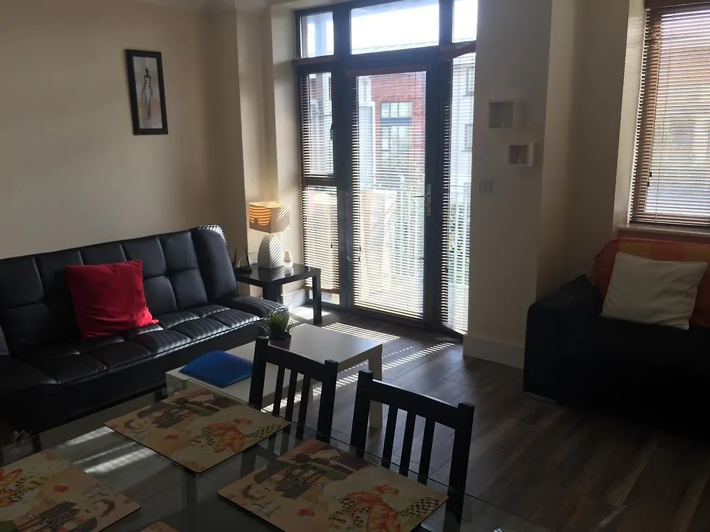 Dublin North Apartment 0*,  Ierland